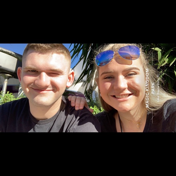 Meet your Posher, Meghan - Picture 2 of 5